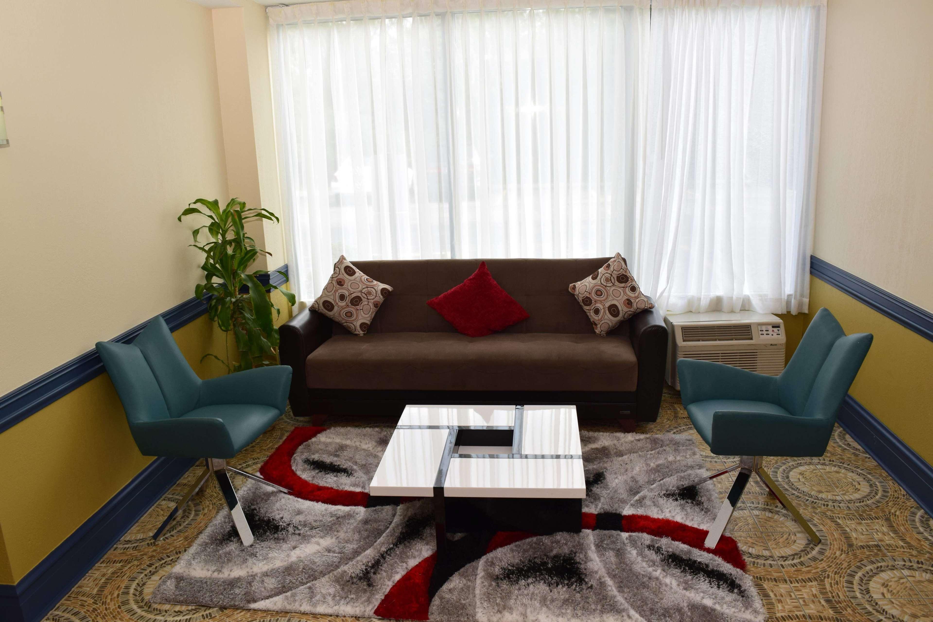 מלון Baymont By Wyndham - Chicago - Addison - O'Hare מראה חיצוני תמונה