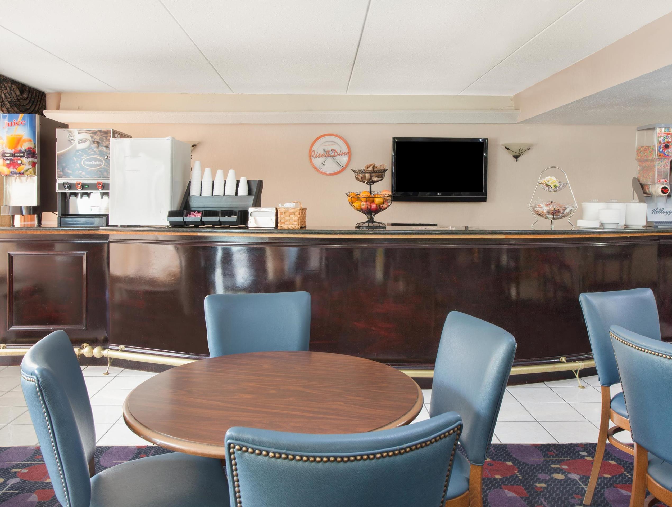 מלון Baymont By Wyndham - Chicago - Addison - O'Hare מראה חיצוני תמונה
