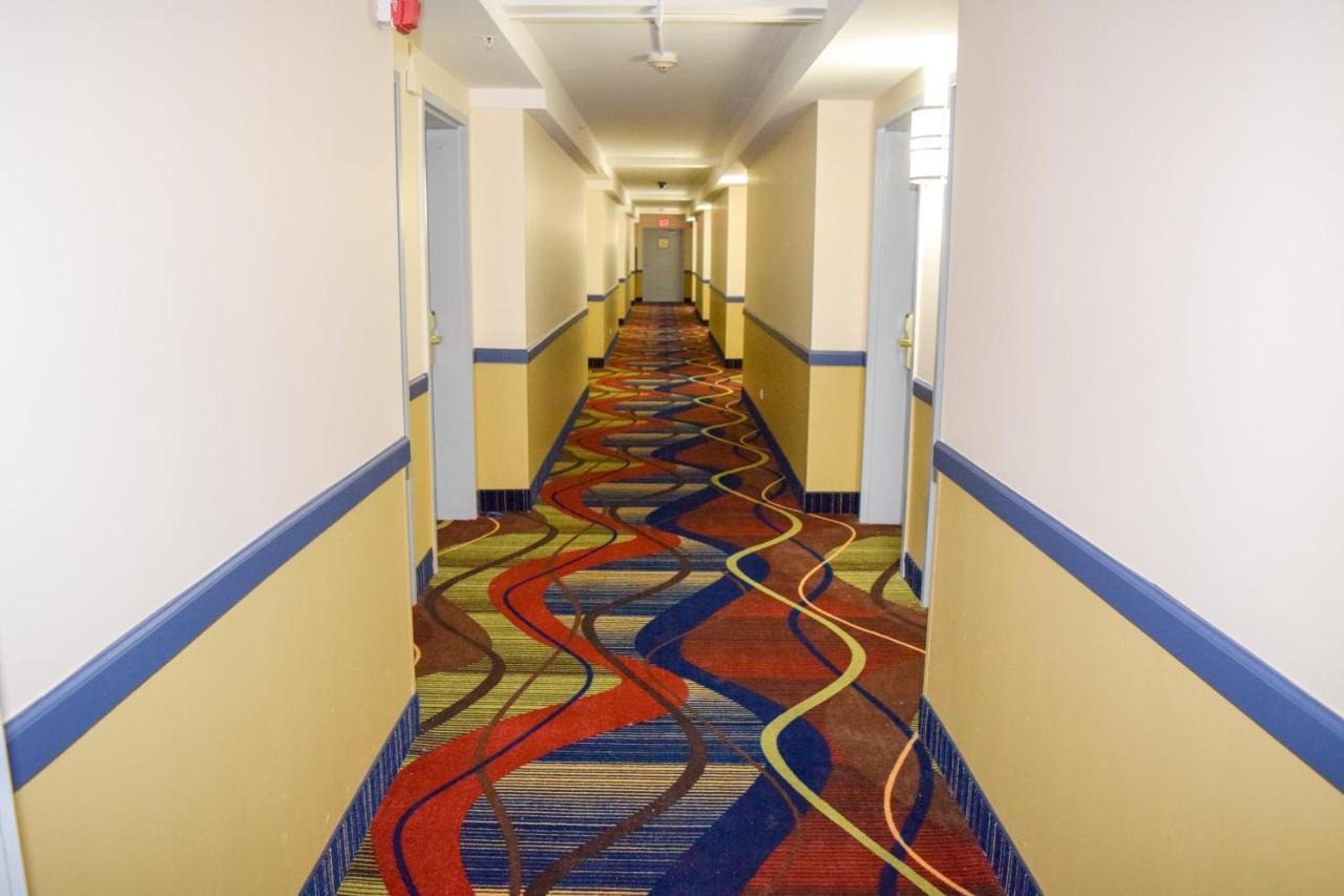 מלון Baymont By Wyndham - Chicago - Addison - O'Hare מראה חיצוני תמונה