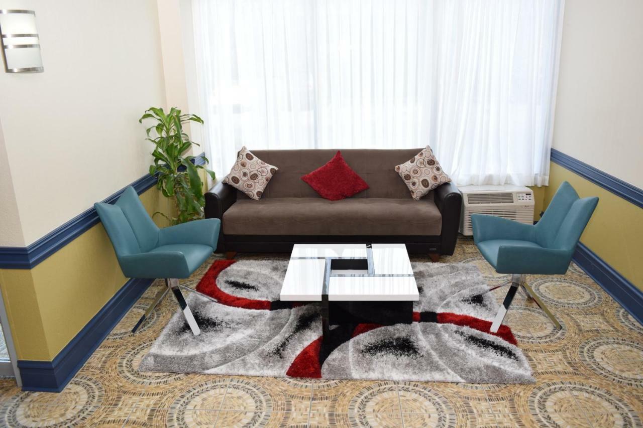 מלון Baymont By Wyndham - Chicago - Addison - O'Hare מראה חיצוני תמונה
