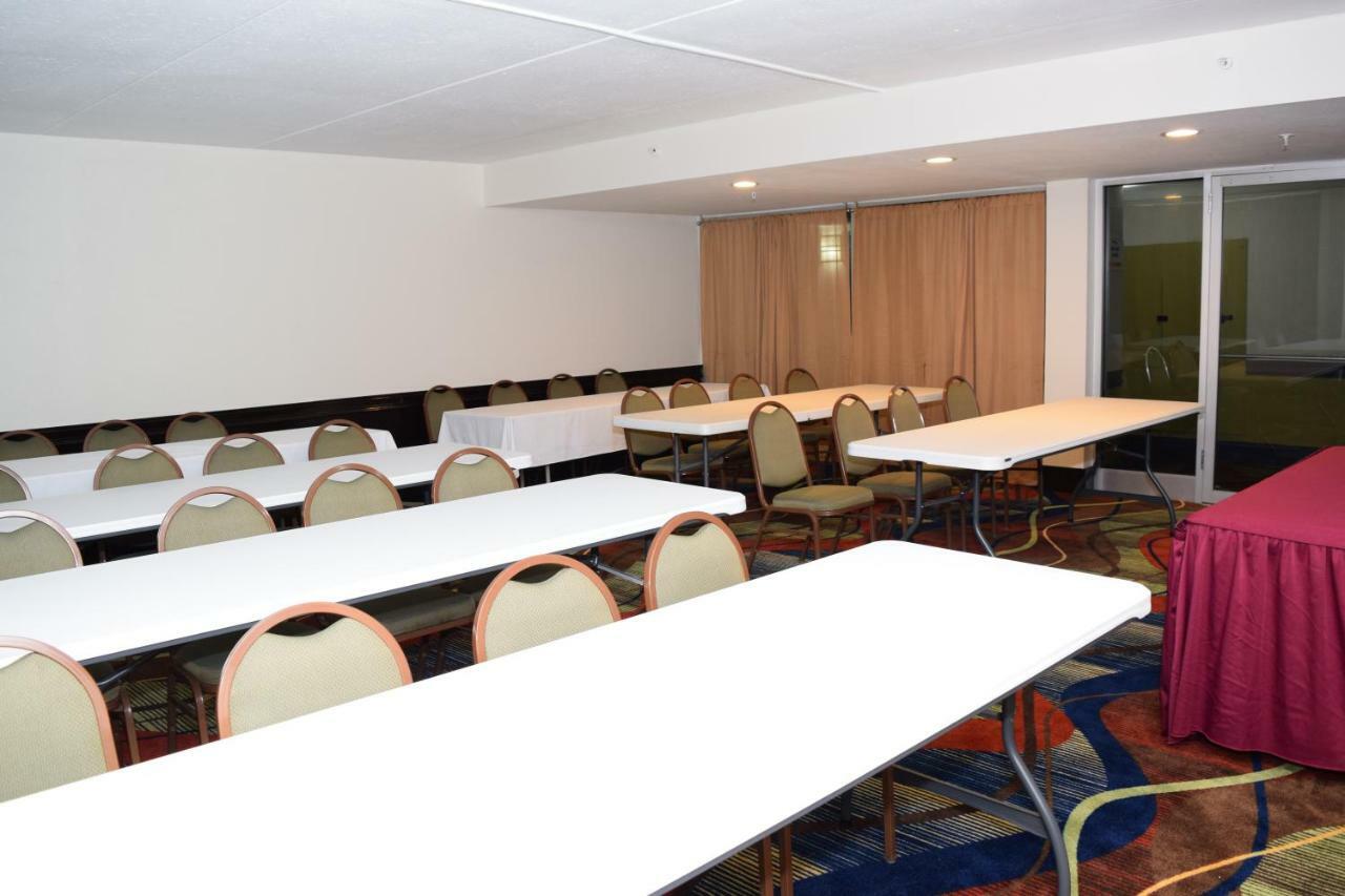 מלון Baymont By Wyndham - Chicago - Addison - O'Hare מראה חיצוני תמונה