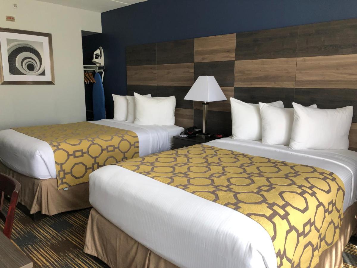 מלון Baymont By Wyndham - Chicago - Addison - O'Hare מראה חיצוני תמונה